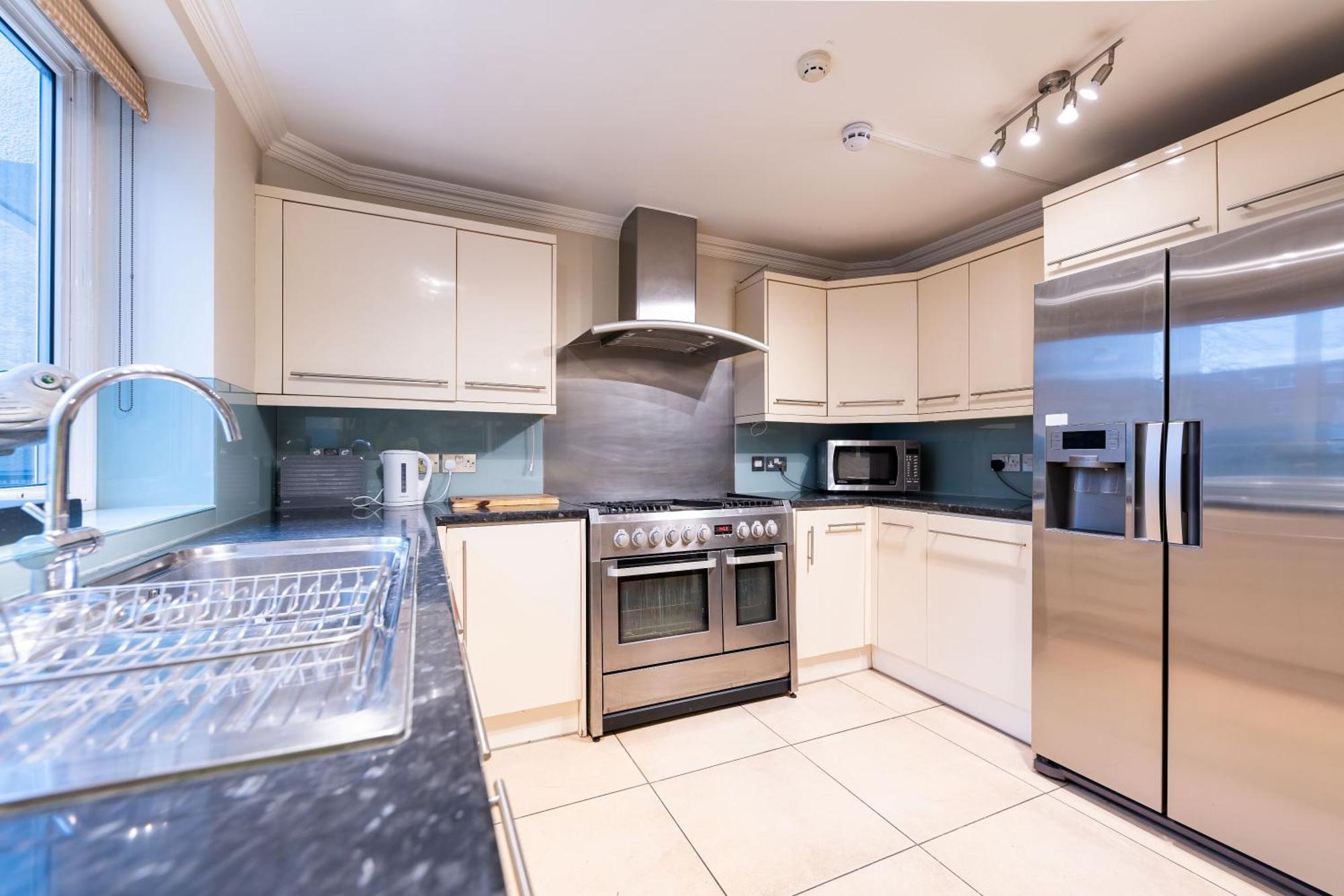 Luxury 6 Bedroom House In Southwick Street Λονδίνο Εξωτερικό φωτογραφία