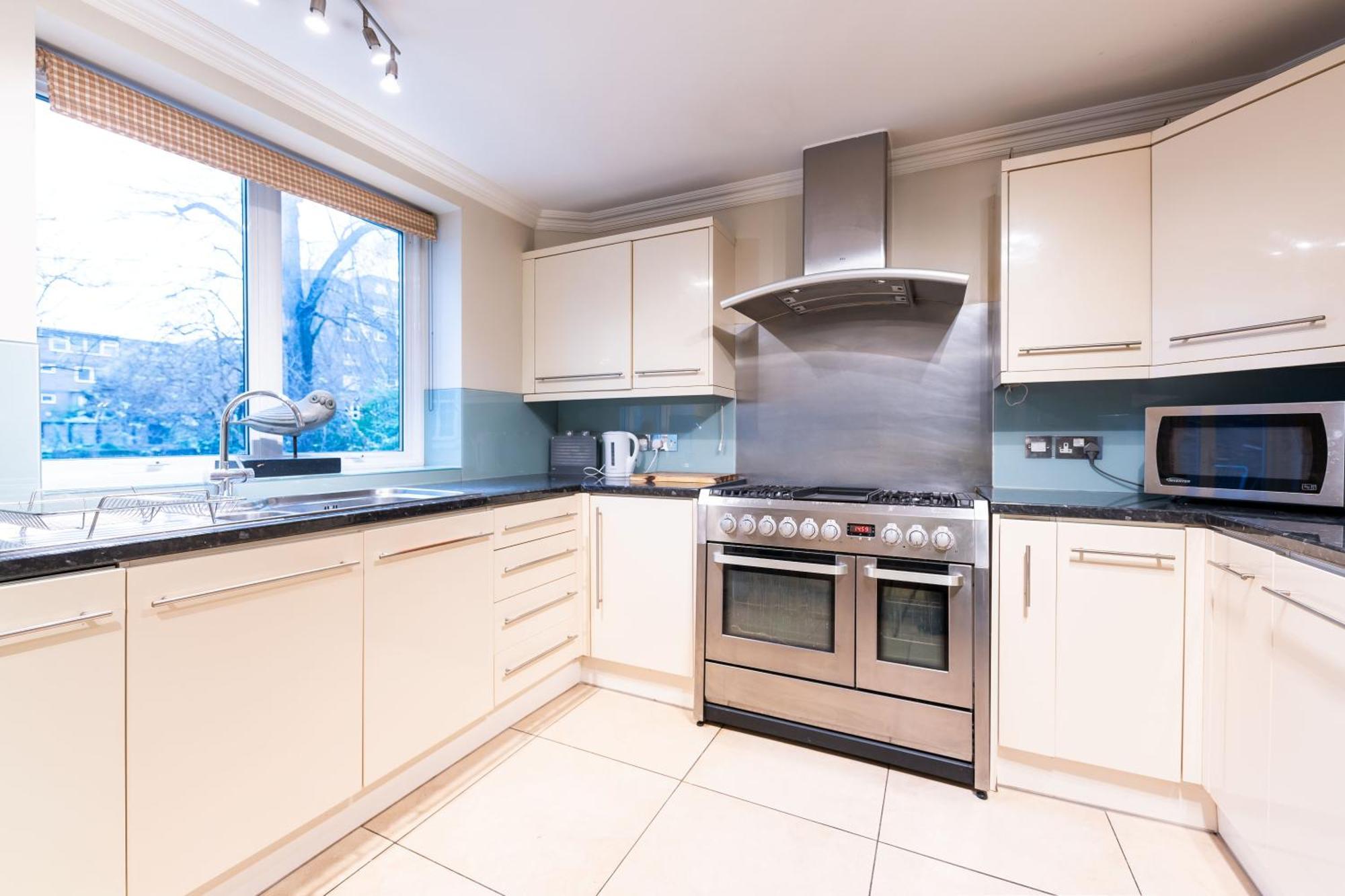 Luxury 6 Bedroom House In Southwick Street Λονδίνο Εξωτερικό φωτογραφία