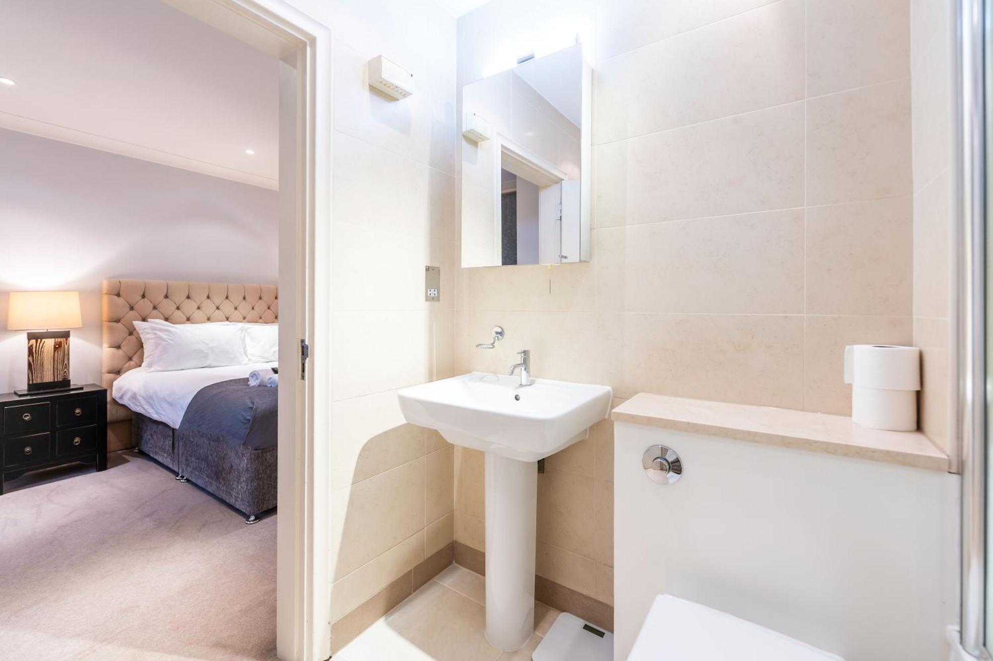 Luxury 6 Bedroom House In Southwick Street Λονδίνο Εξωτερικό φωτογραφία